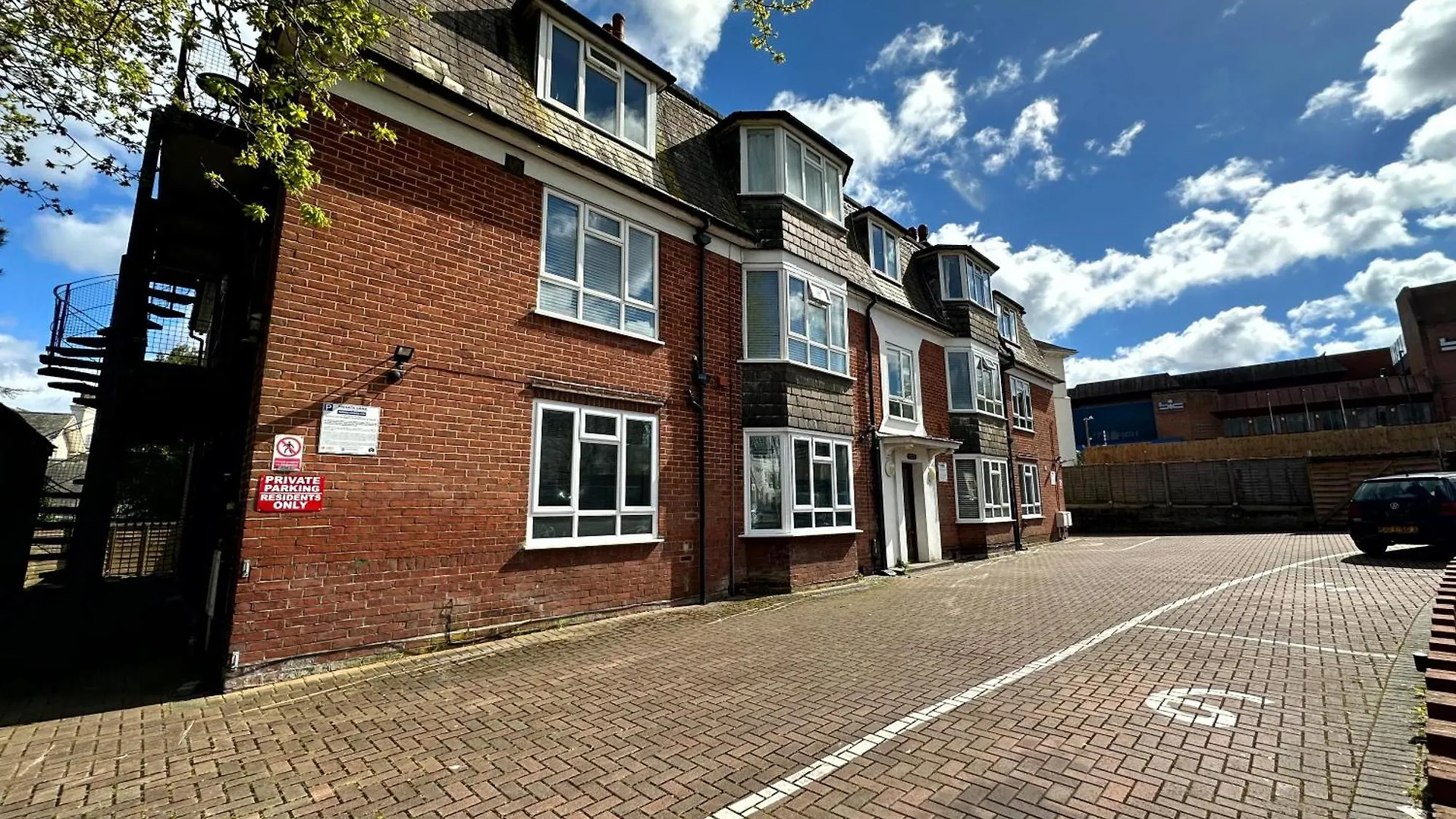 Bournemouth 3 Bedroom - Parking 0*,  United Kingdom